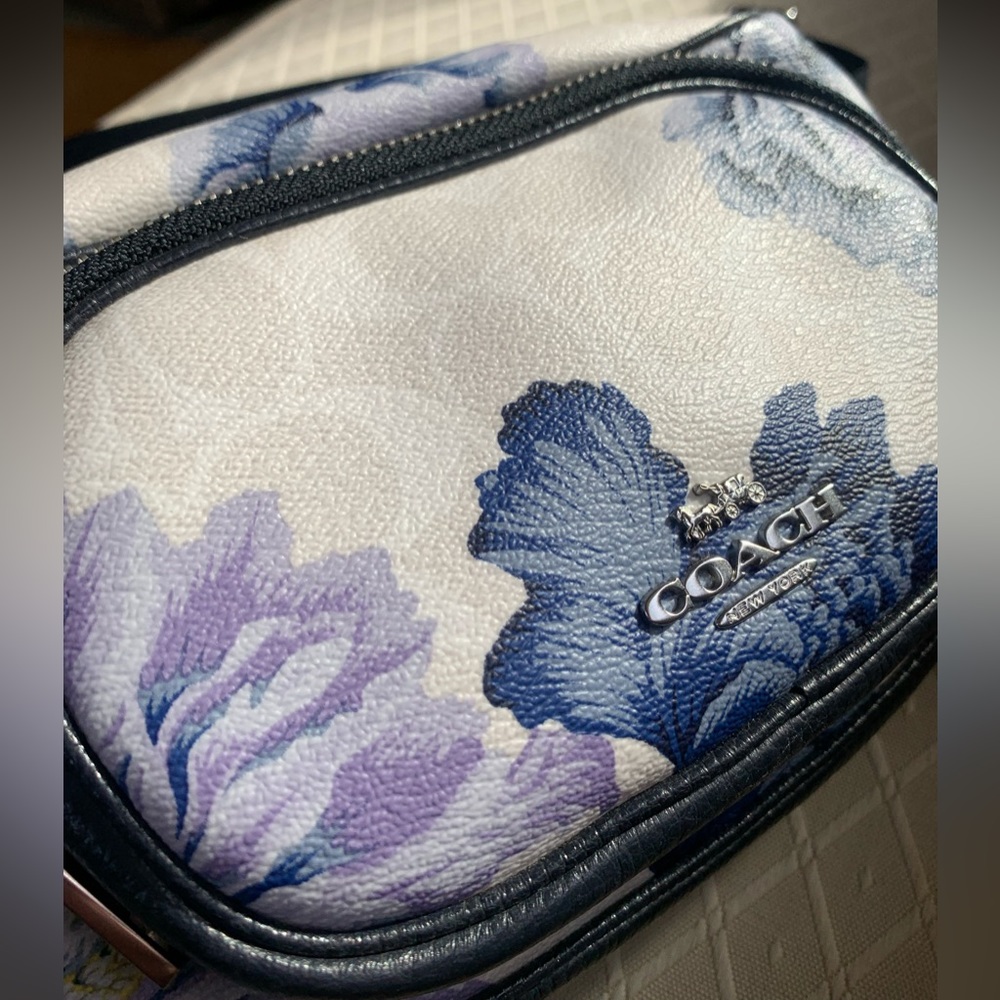 Coach floral belt bag 🌺